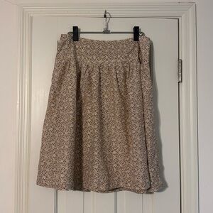 George skirt. Brown and purple. Size 10.